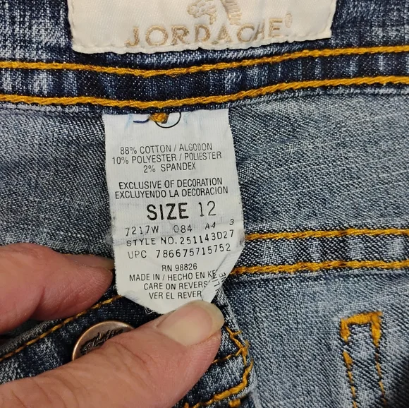 Vintage Girls Jordache Capris Sz 12 Denim Embroidery Knee Highs Stretch - Picture 11 of 12